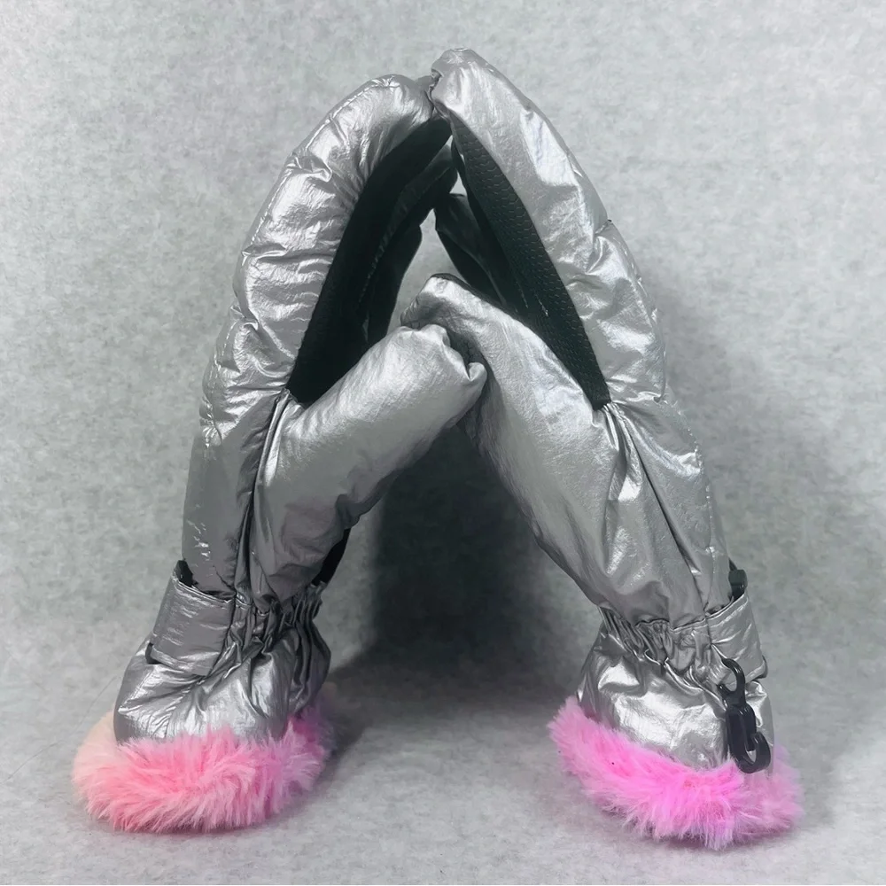 Swiss Tech Girls Rainbow Powder Muff‎ SILVER METALLIC Winter Gloves L/XL